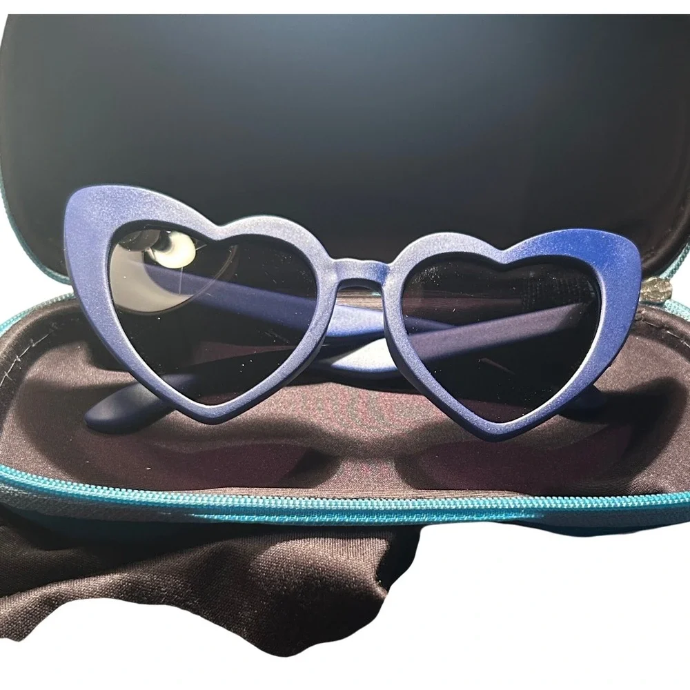 LongKeeper Blue‎ Heart Shaped Sunglasses Kids Designer Eyewear with Case